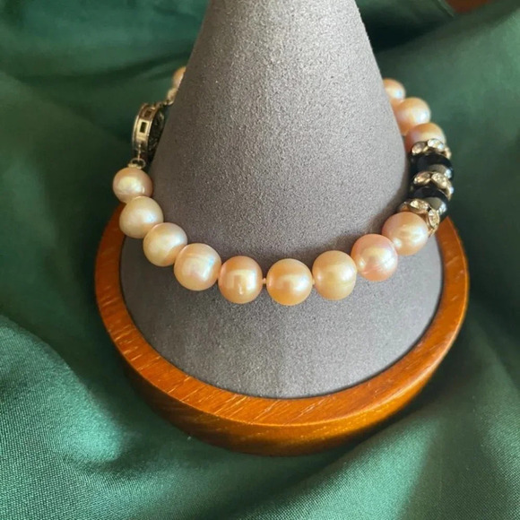 Vintage Pink Freshwater Pearl and Rhinestone  Bracelet - Picture 6 of 15